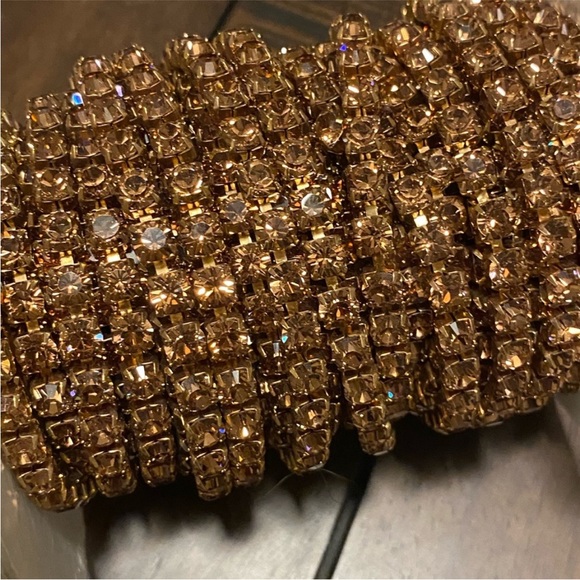 Swarovski crystal trim by the yard - Picture 3 of 8